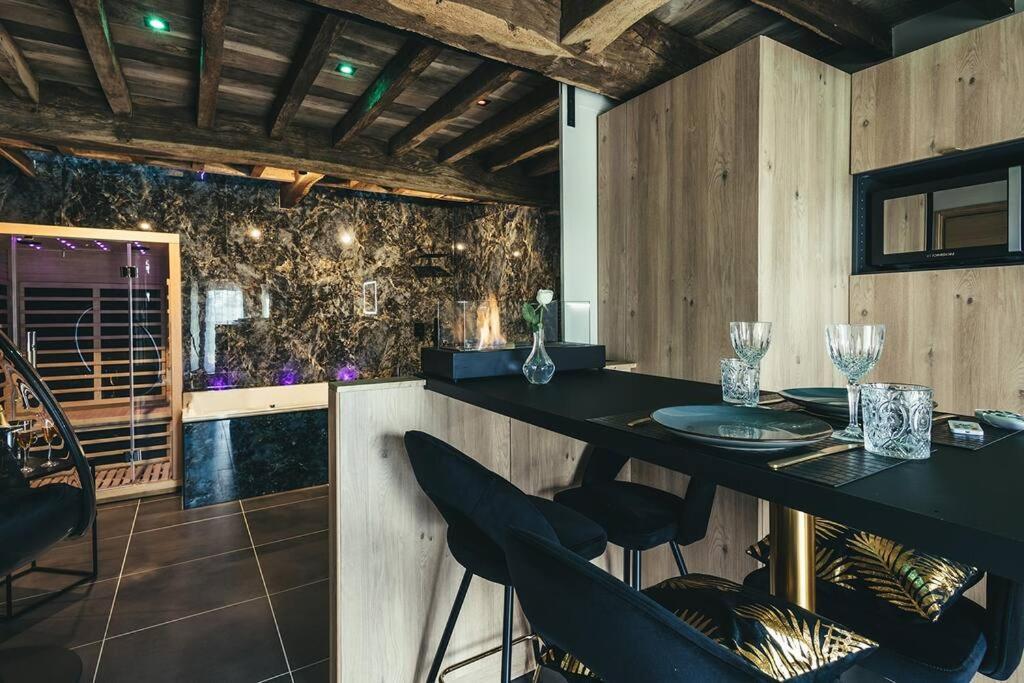 Le Duplex De L'Etoile Home Cinema Jacuzzi Et Sauna Privatif Longmesnil Luaran gambar
